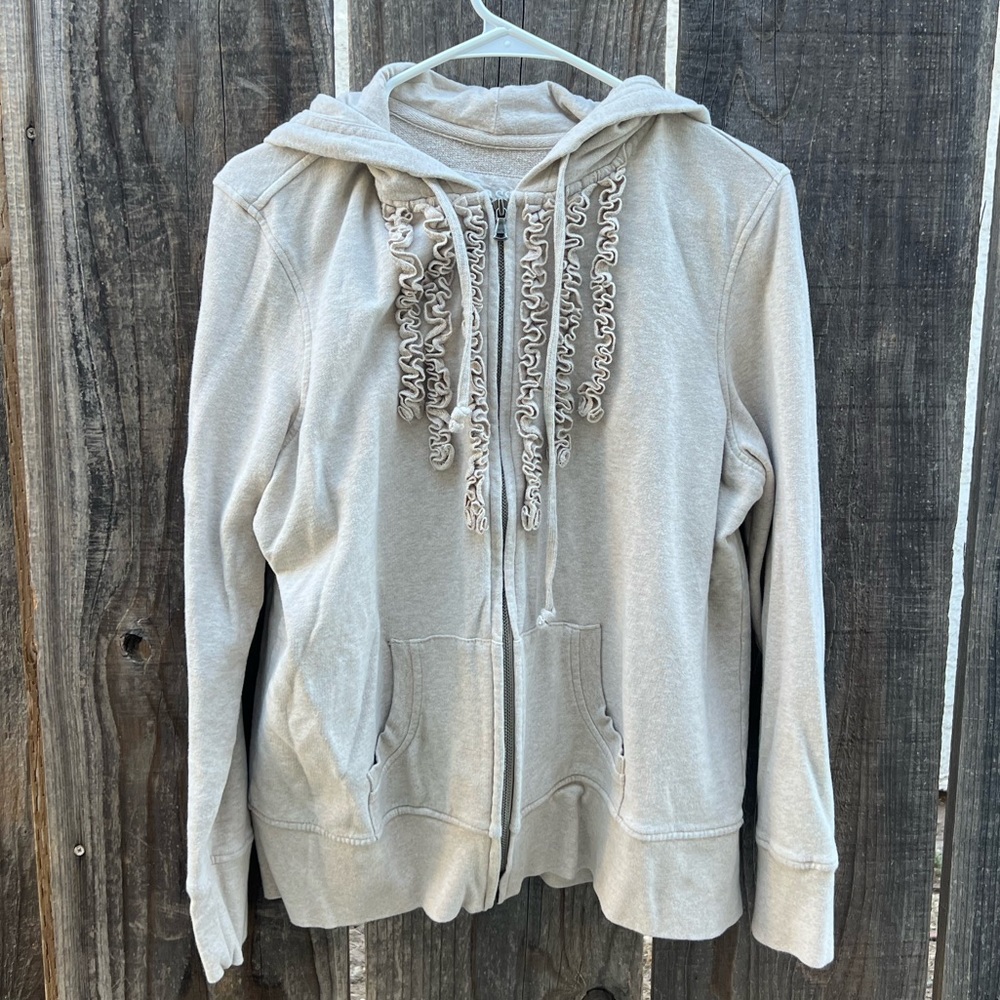 Bass brand 100% cotton frilly hoodie